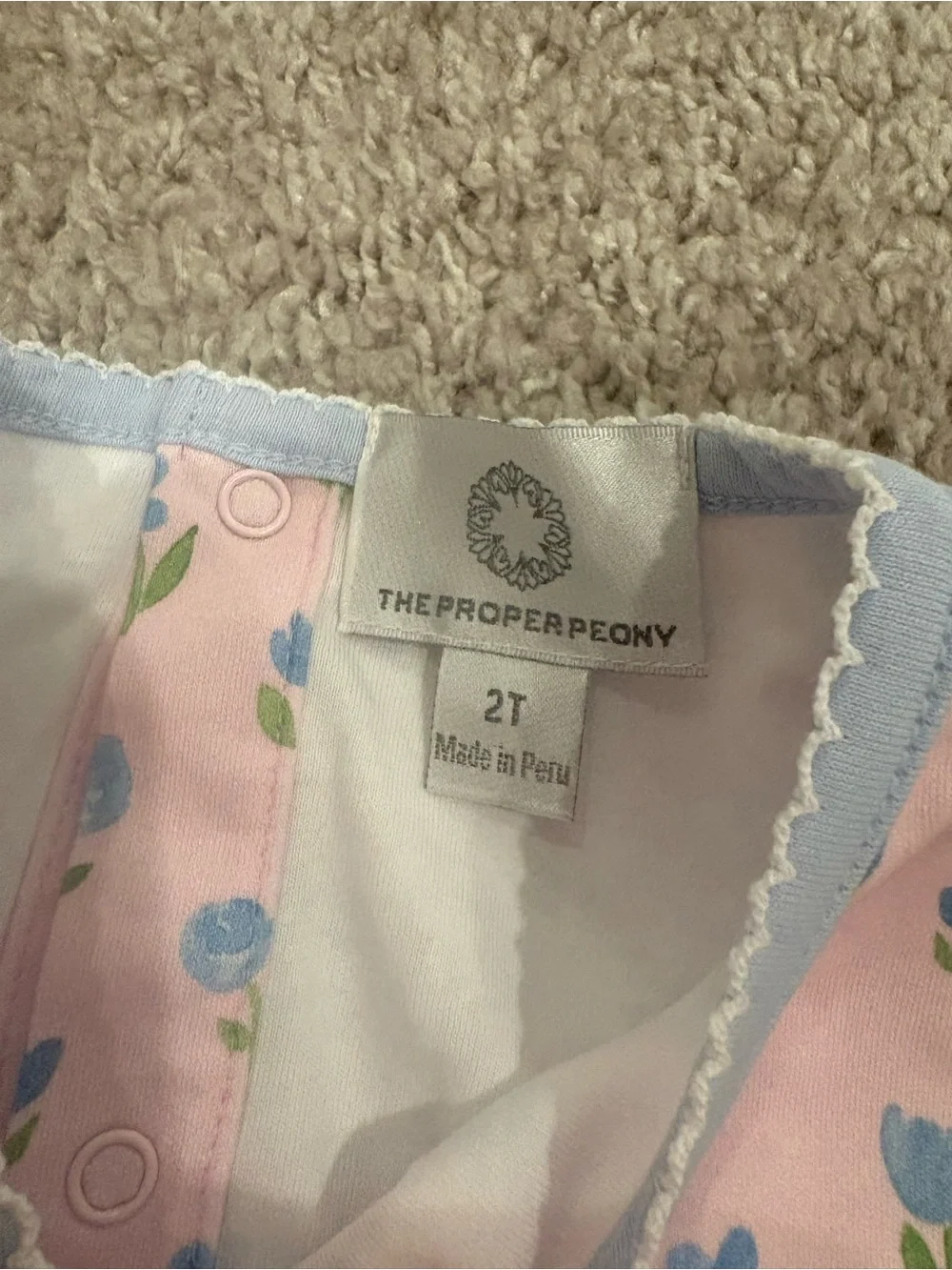 NWOT The Proper Peony Bubble